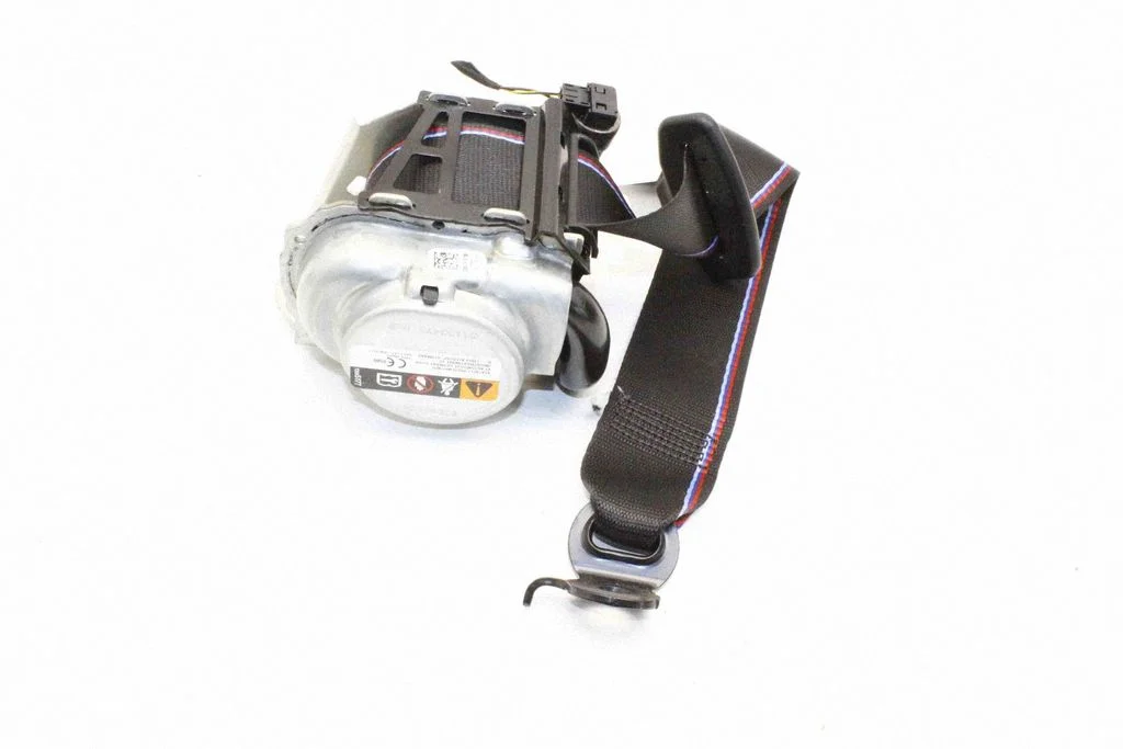 Rear seatbelt – BMW iX3 G08 (2020-)