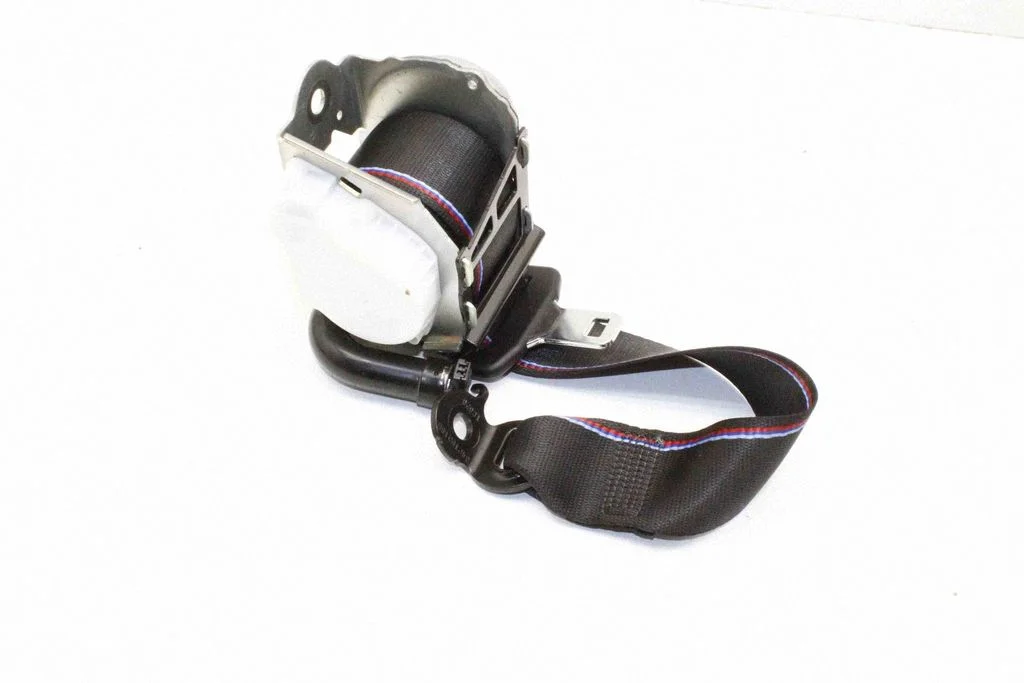 Rear seatbelt – BMW iX3 G08 (2020-)