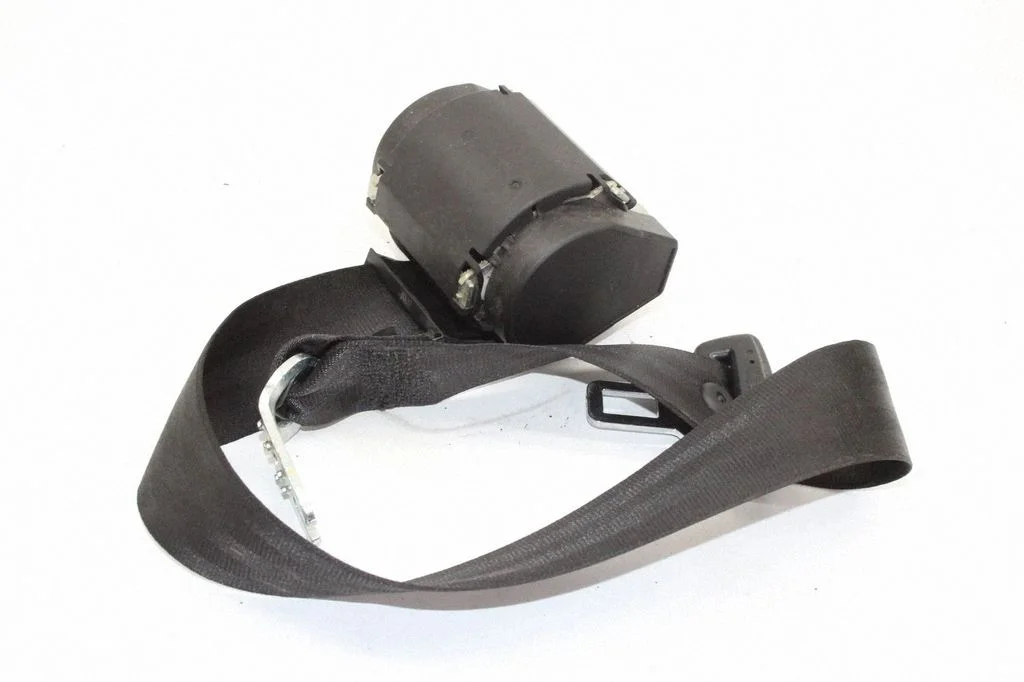 Aizmugurējā drošības josta 8K0857805Q