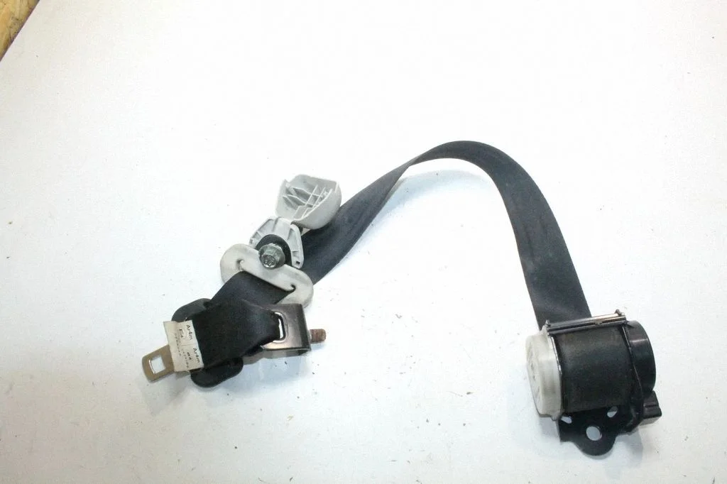 Pas bezpieczeństwa tylny – Mazda 5 (2005-2010)