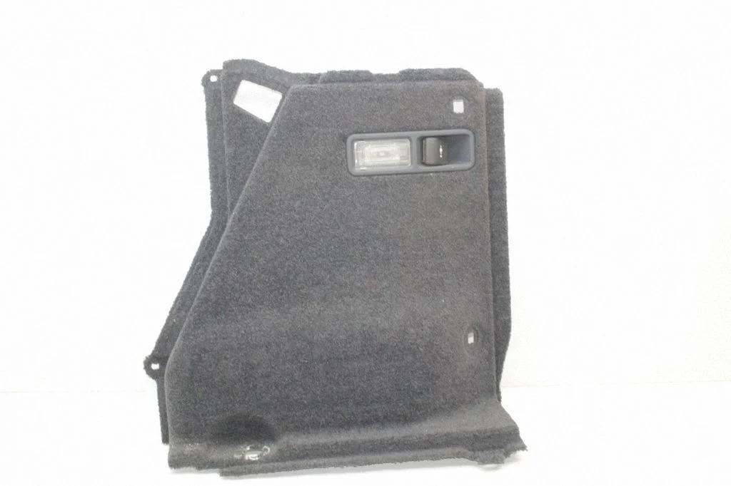 Boczny panel tapicerki bagażnika – Land Rover Range Rover L322 (2002-2012)
