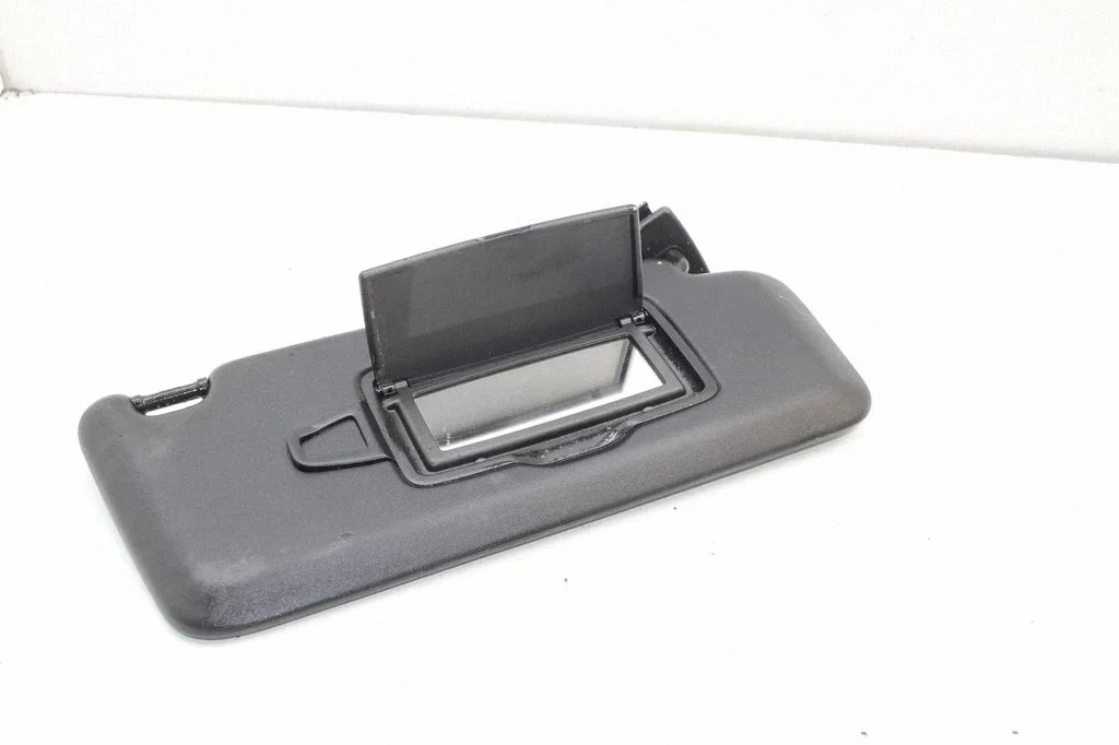 Päikesesirm – Mercedes-Benz EQC (2019-)