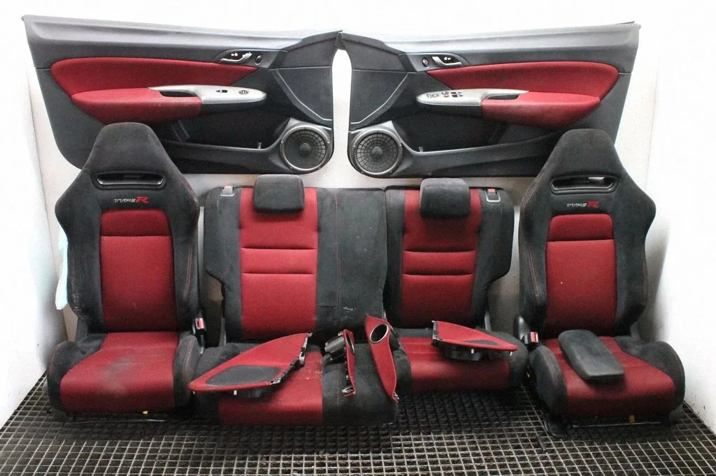 Salongikomplekt – Honda Civic (2006-2011)