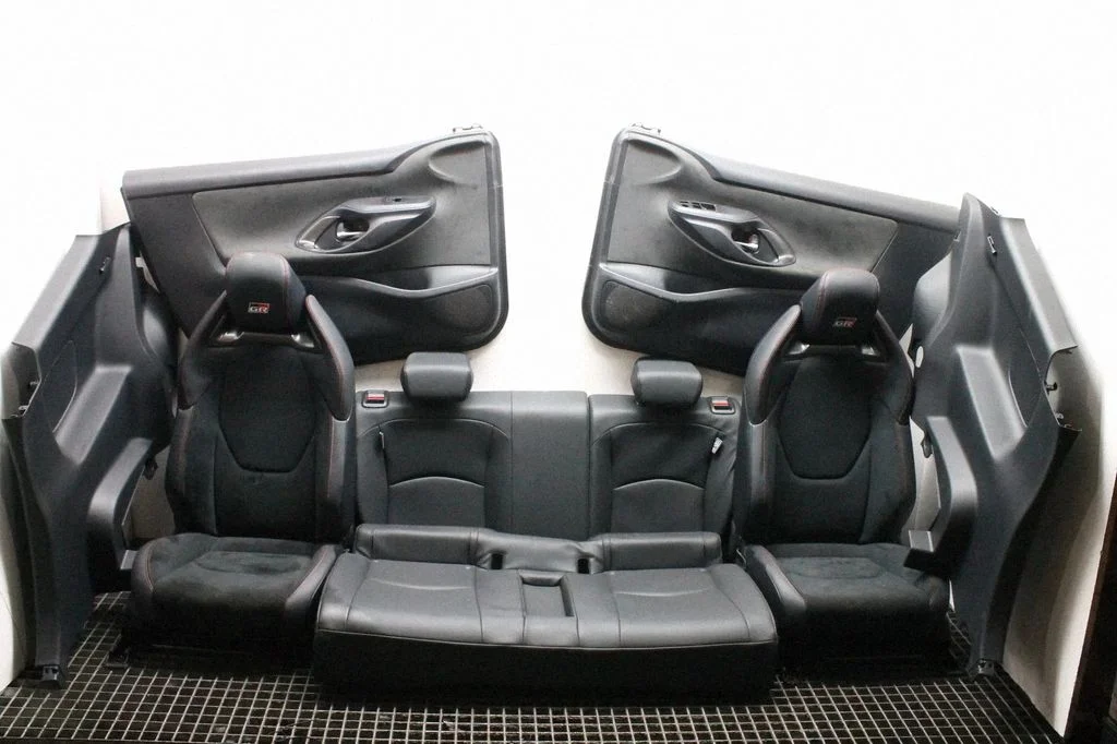 Salongikomplekt – Toyota Yaris XP210 (2020-)