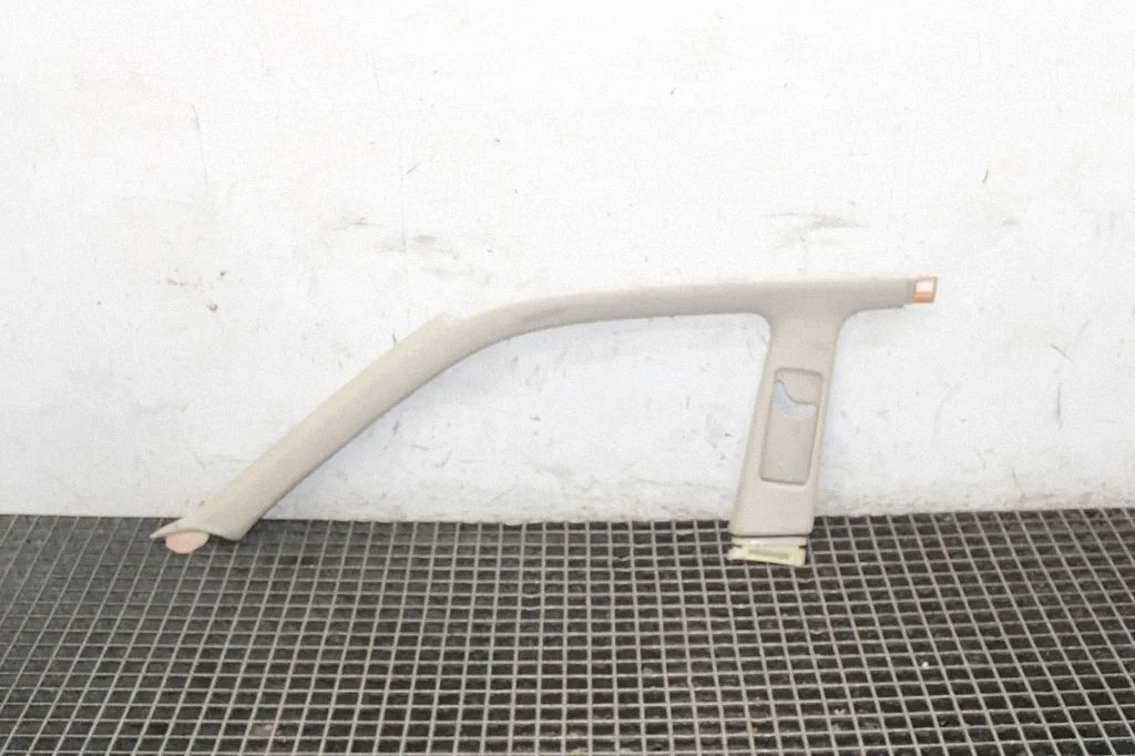 (A) pillar trim 6221050070