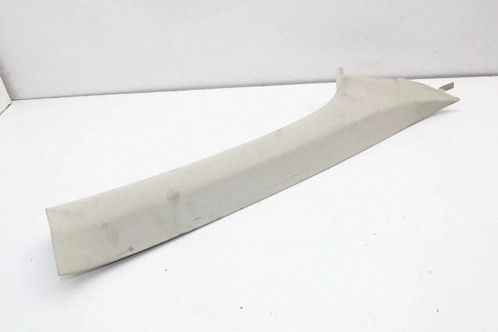 (A) pillar trim – Mitsubishi Outlander (2013-2021)