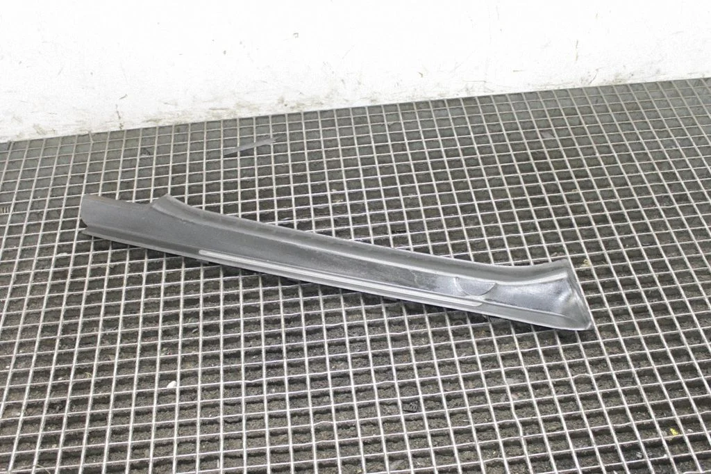 Front sill trim cover – Audi TT TTS Mk2 (2006-2014)