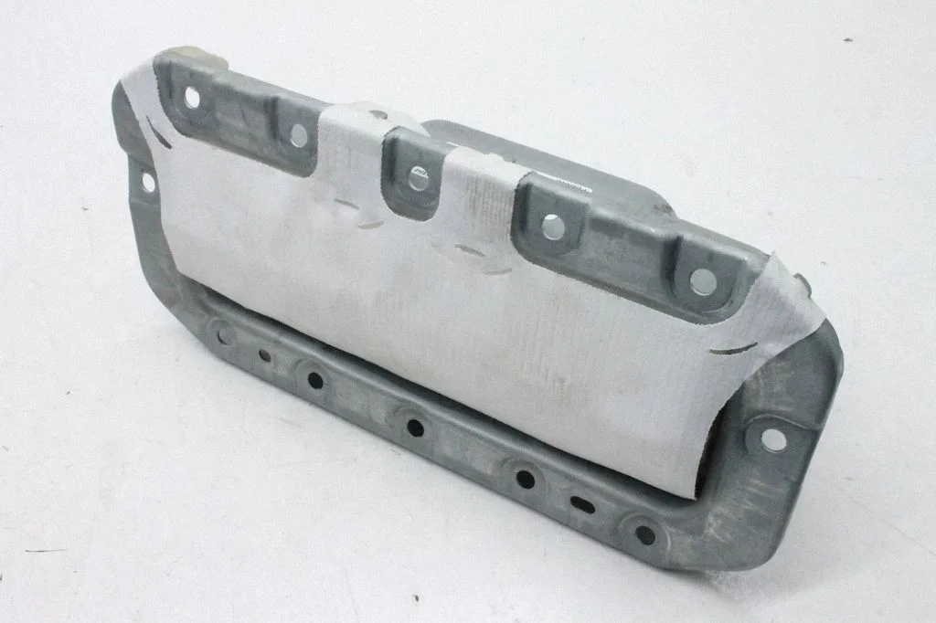 Pasažiera drošības spilvens – BMW Series 4 M4 F82 F83 (2014-2020)