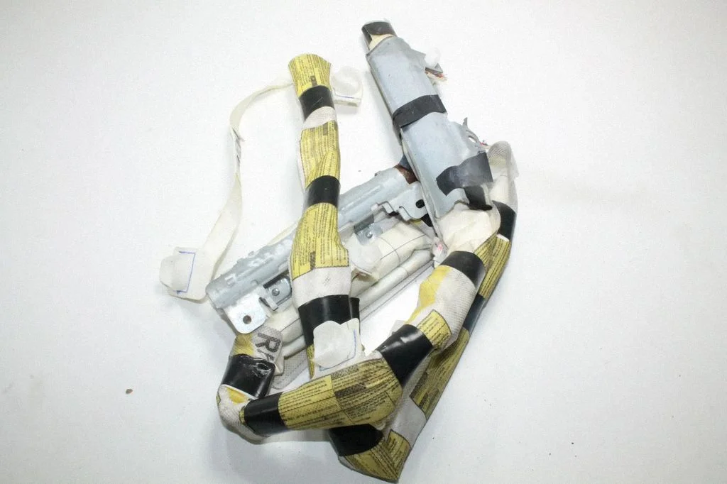 Roof airbag – Toyota Avensis T270 (2009-2012)