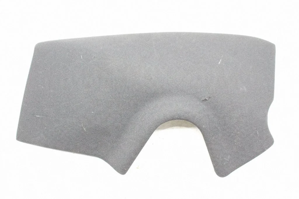 Sānu apdare pie aizmugurējā sēdekļa (apakšā) A2126901107