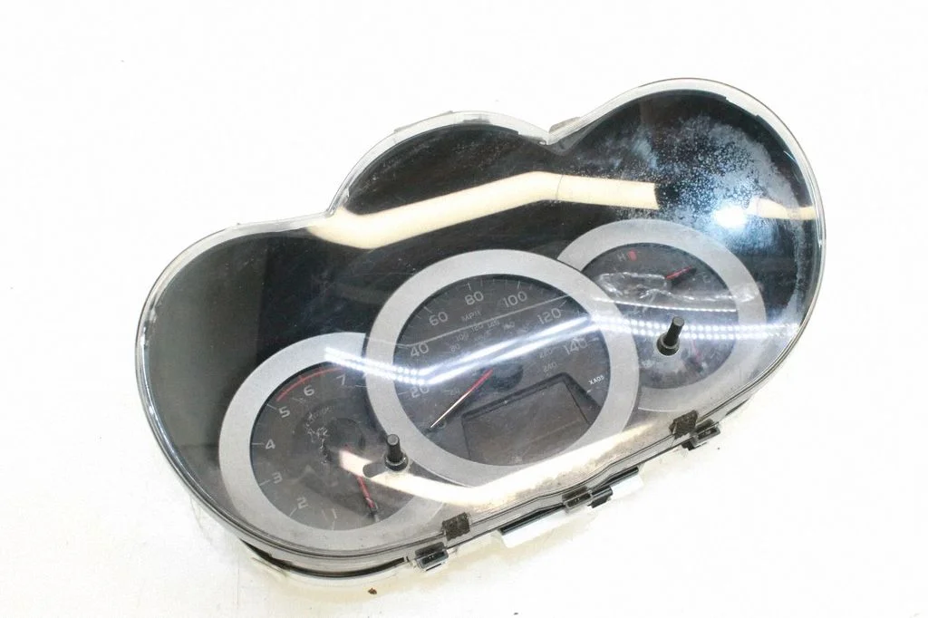 Spidometrs (instrumentu panelis) – Toyota RAV 4 (XA30) (2006-2016)