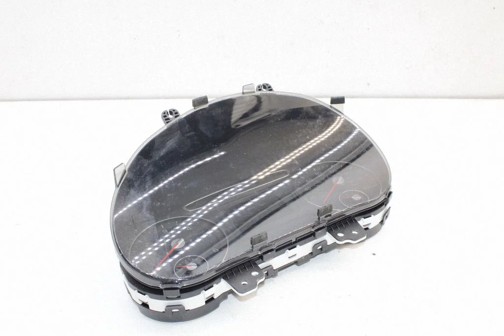 Spidometrs (instrumentu panelis) – KIA Sorento (2015-2020)