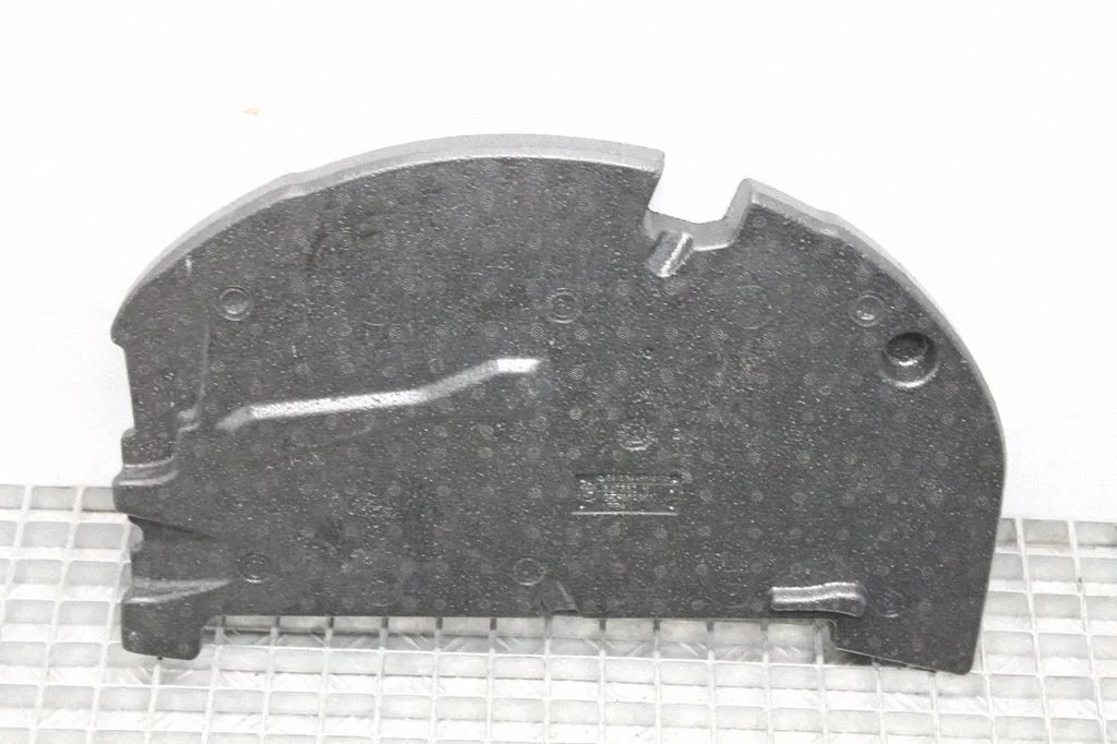 Muu pagasiruumi viimistluse osa – BMW 6-seeria E63 E64 (2002-2010)