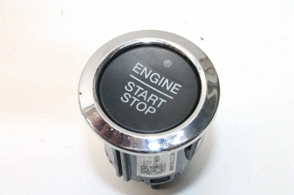 Mootori start-stopp-nupp – Ford Ecosport (2018-)