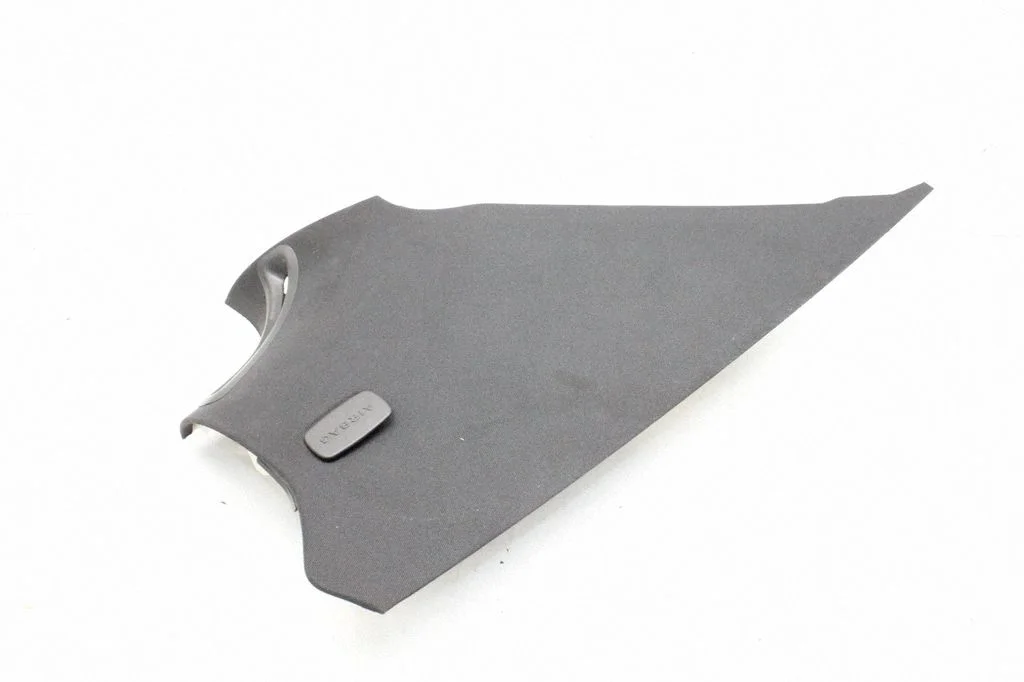 (C) pillar trim – Mercedes-Benz E-Class W212 (2009-2016)