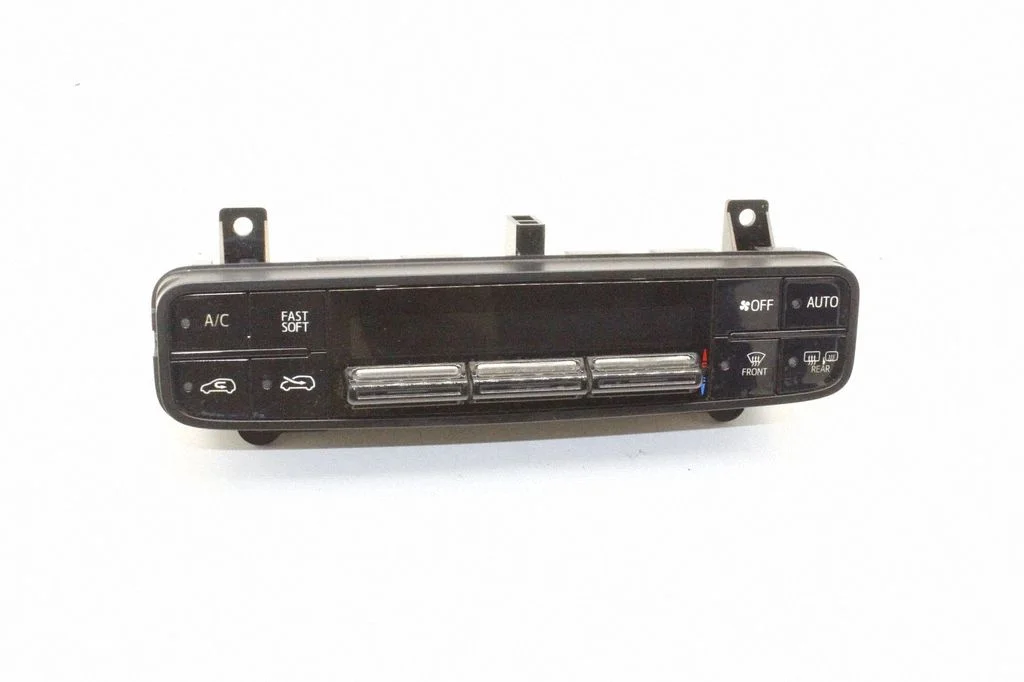 Salona ventilatora regulēšanas slēdzis – Toyota Auris E180 (2012-2018)