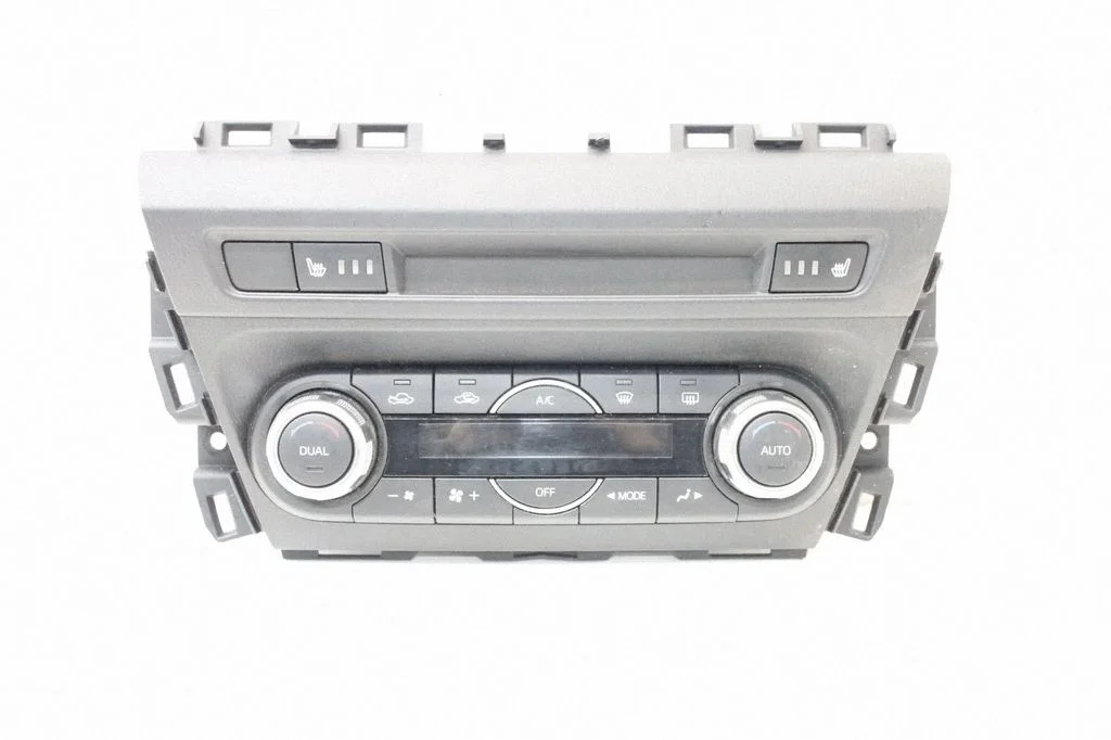Interior fan control switch – Mazda 3 III (2014-2018)