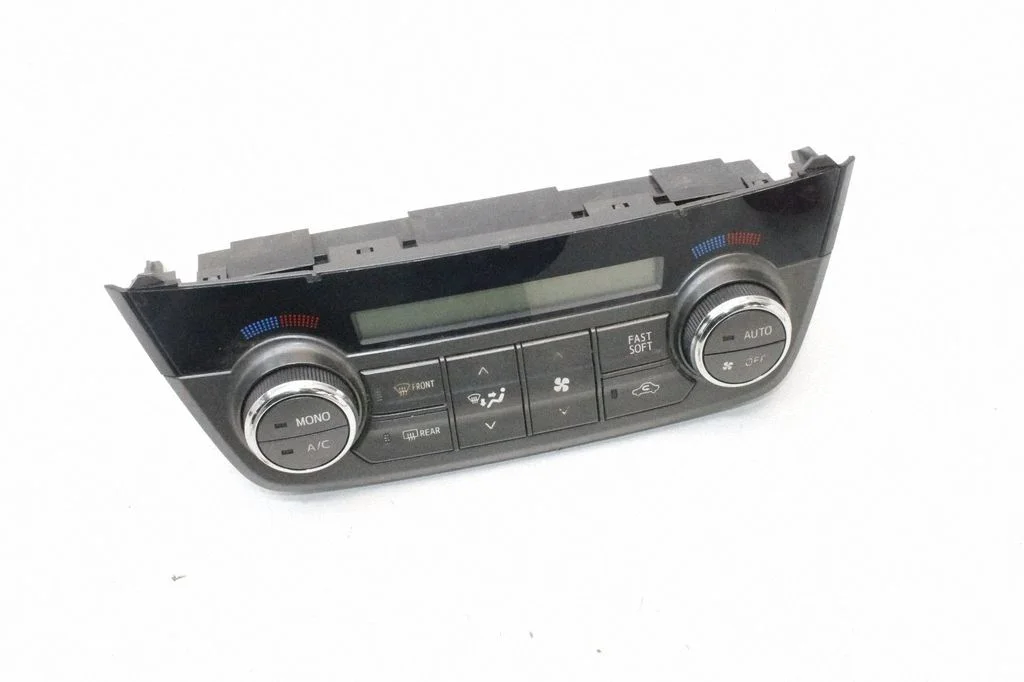 Salongiventilaatori reguleerimise lüliti – Toyota RAV 4 (XA40) (2012-2018)