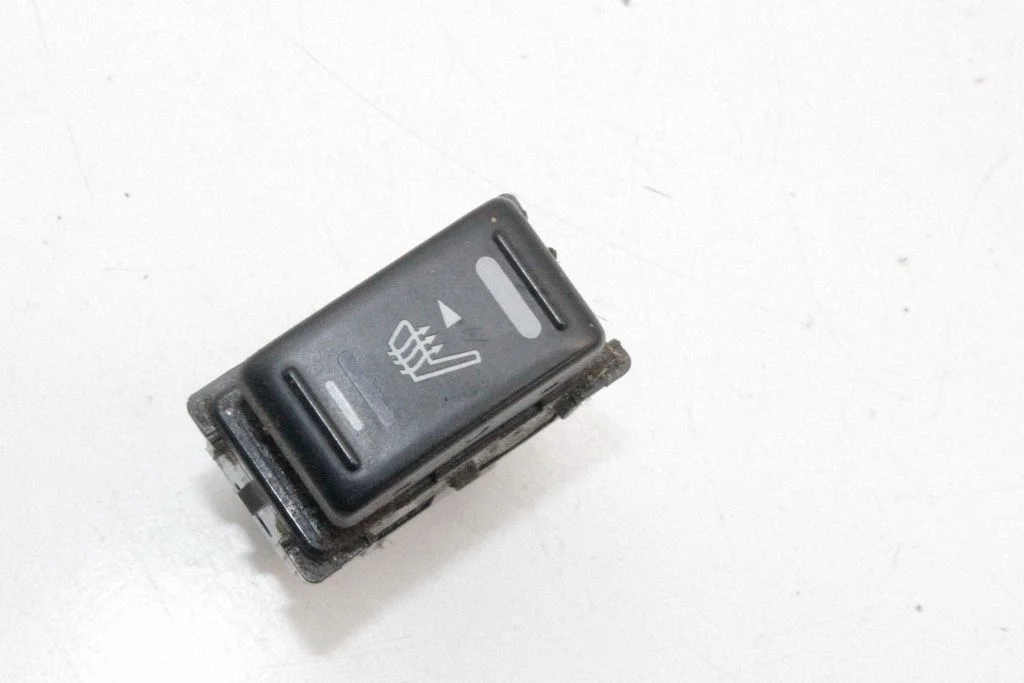 Istmesoojenduse lüliti – Nissan 350Z (2002-2009)