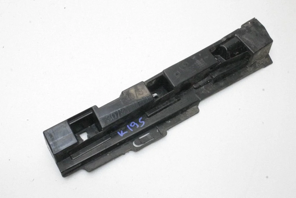 Sill supporting ledge – BMW 3 Series F30 F35 F31 (2012-2018)