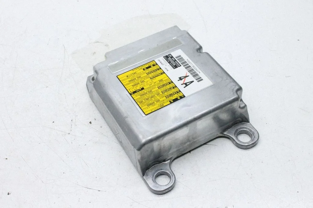 Airbag control unit/module – Lexus IS III XE30 (2013-2020)