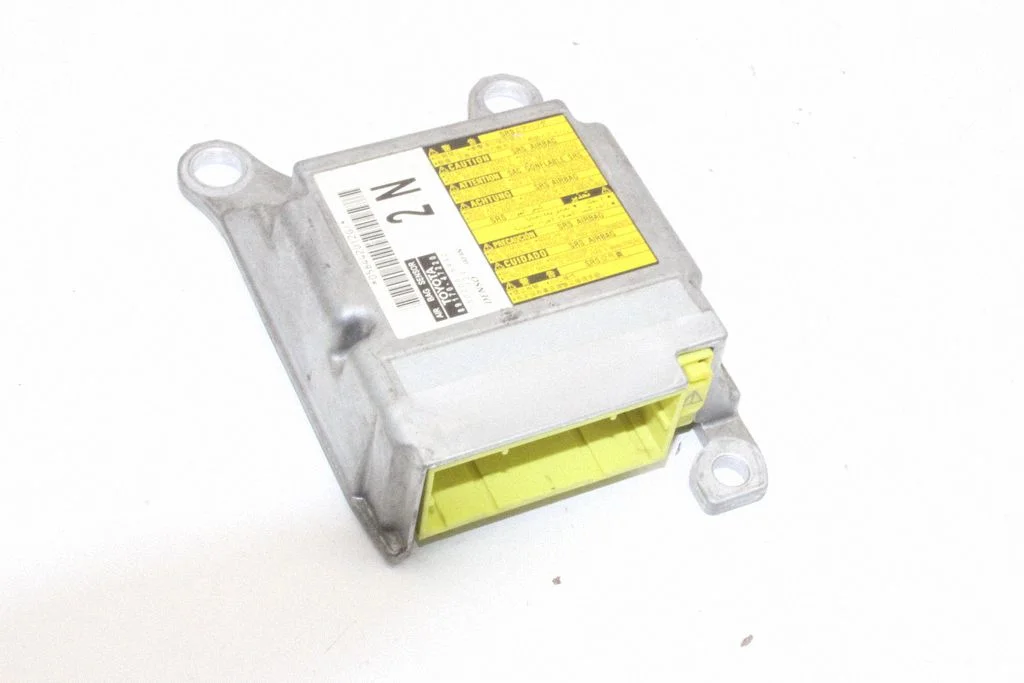 Drošības spilvenu vadības bloks – Toyota Prius+ (ZVW40) (2011-2018)