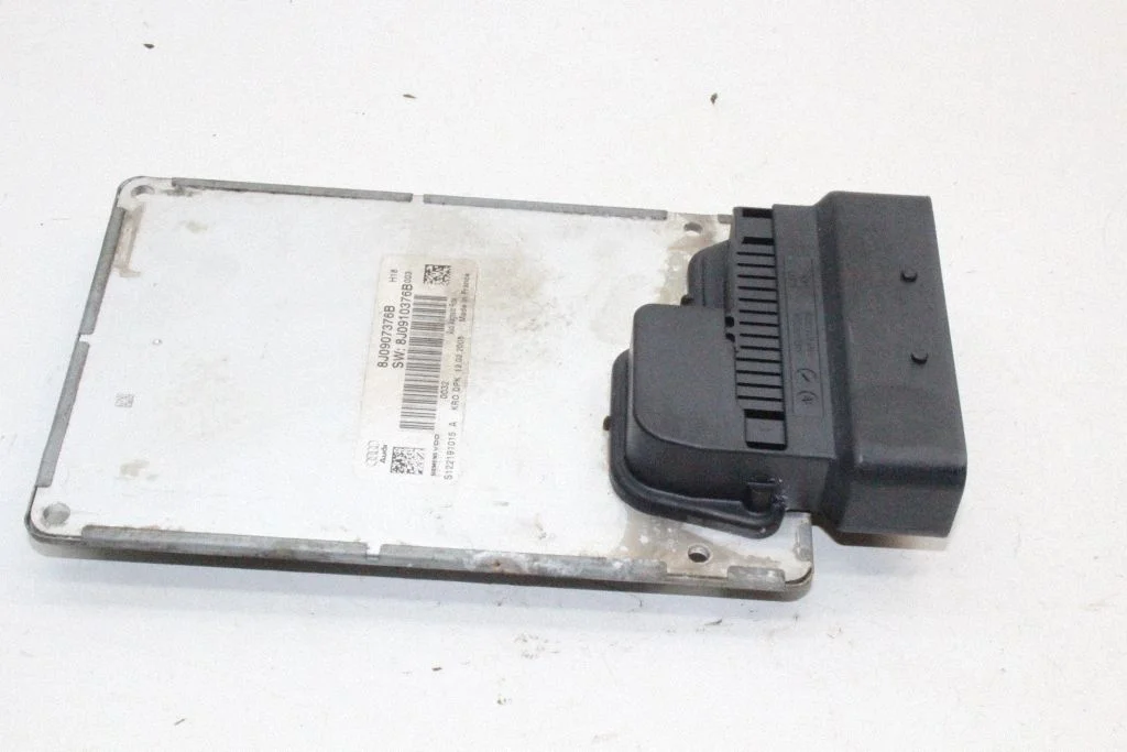 Suspension control unit/module – Audi TT TTS Mk2 (2006-2014)