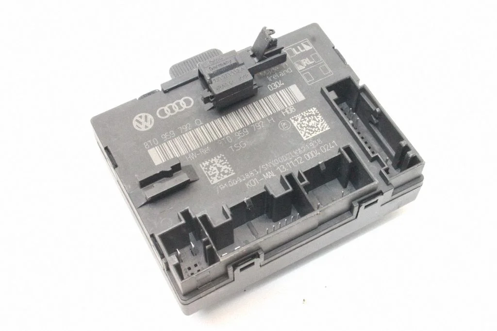 Door control unit/module – Audi A4 Allroad B8 (2008-2016)