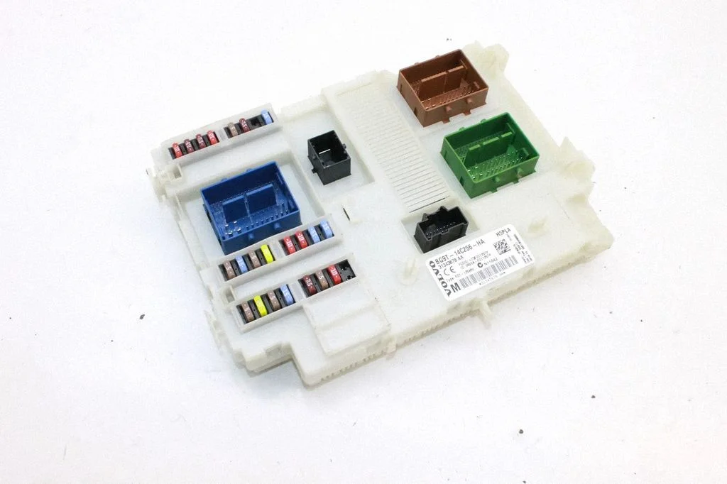 Central body control module – Volvo XC70 (2008-2013)