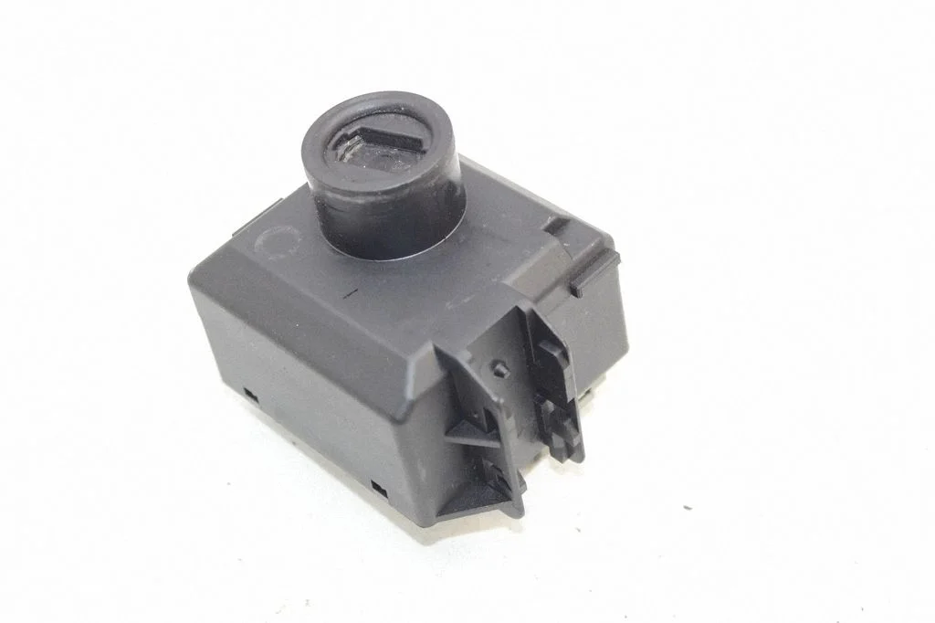 Ignition lock – Mercedes-Benz GLA-Class W156 X156 (2013-2019)