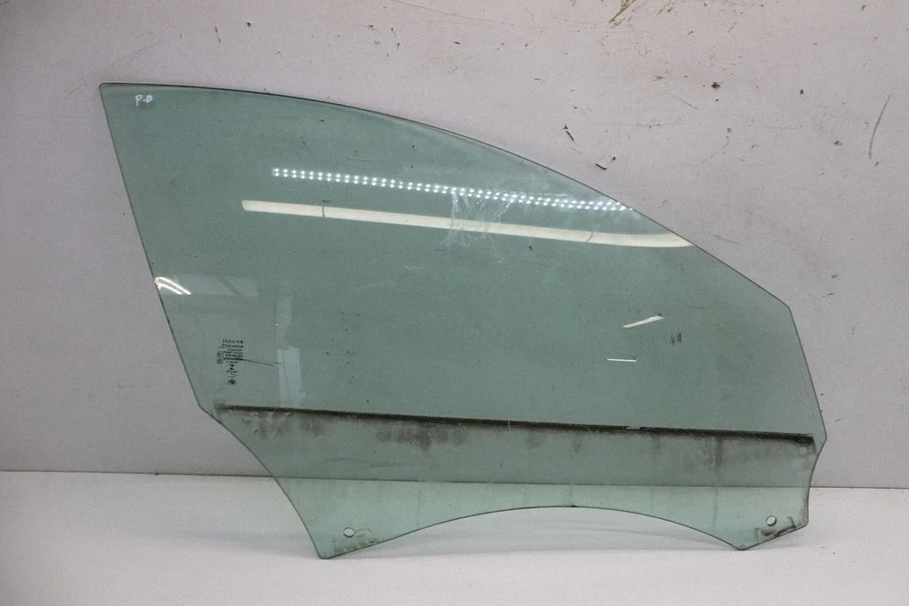 Front door window glass four-door – Jaguar XF X250 (2007-2015)