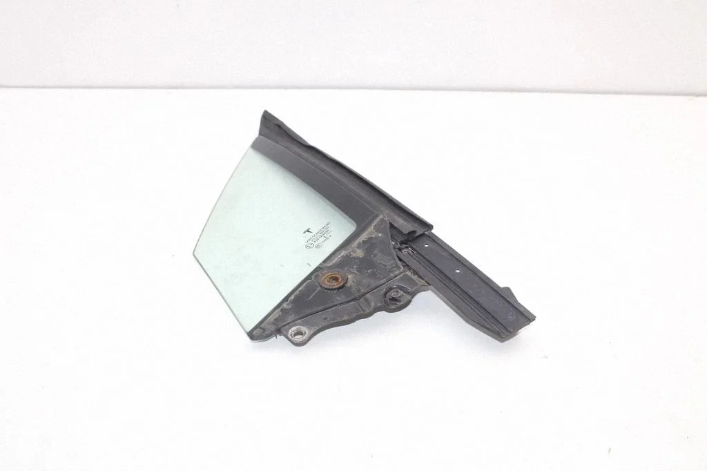 Front door vent window glass four-door