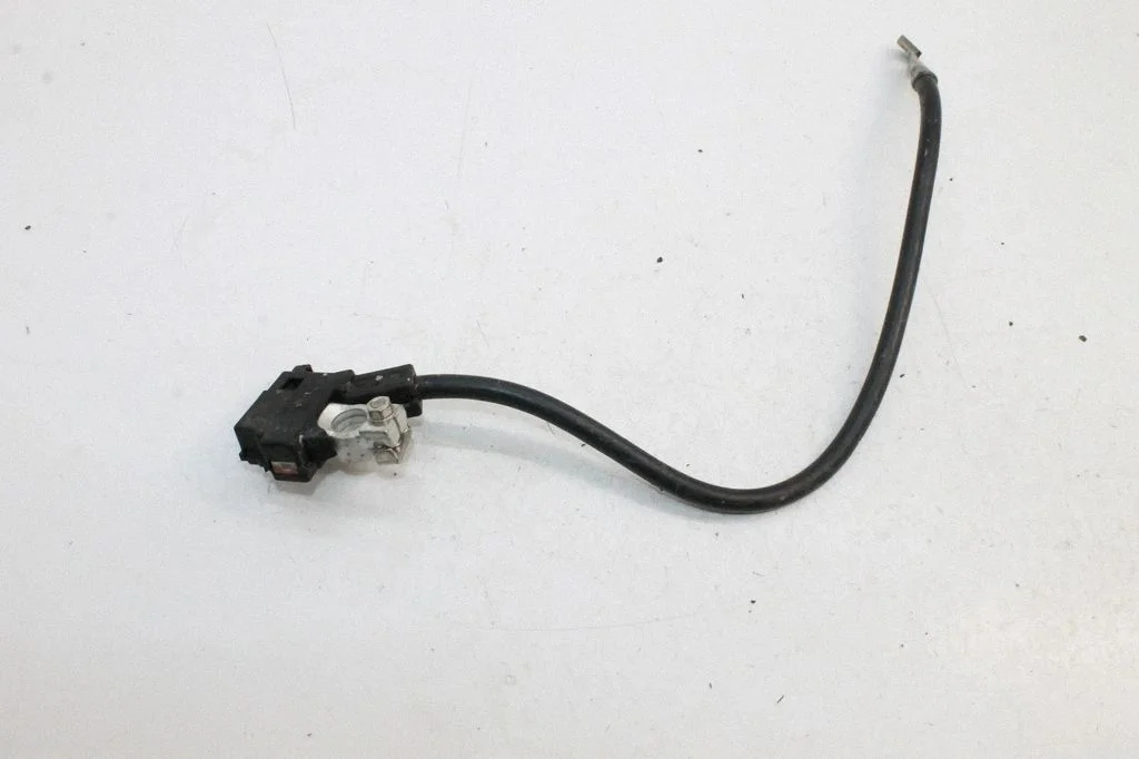 Przewód masowy (akumulatora) – BMW Seria 5 F10 F11 (2009-2016)