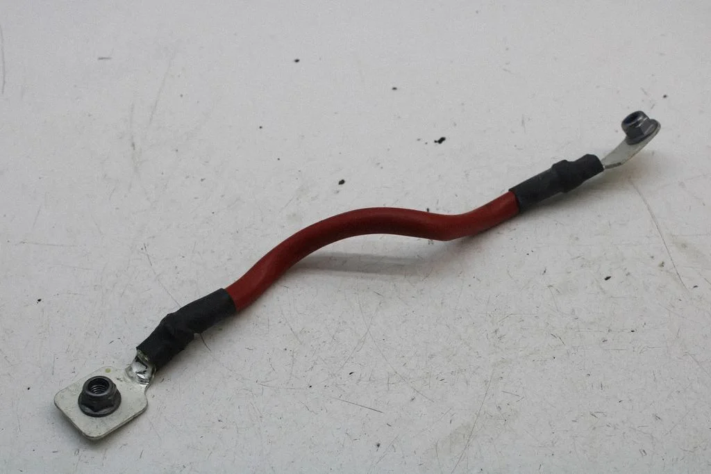 Positive cable (battery) – Mercedes-Benz GLC-Class C253 (2016-)