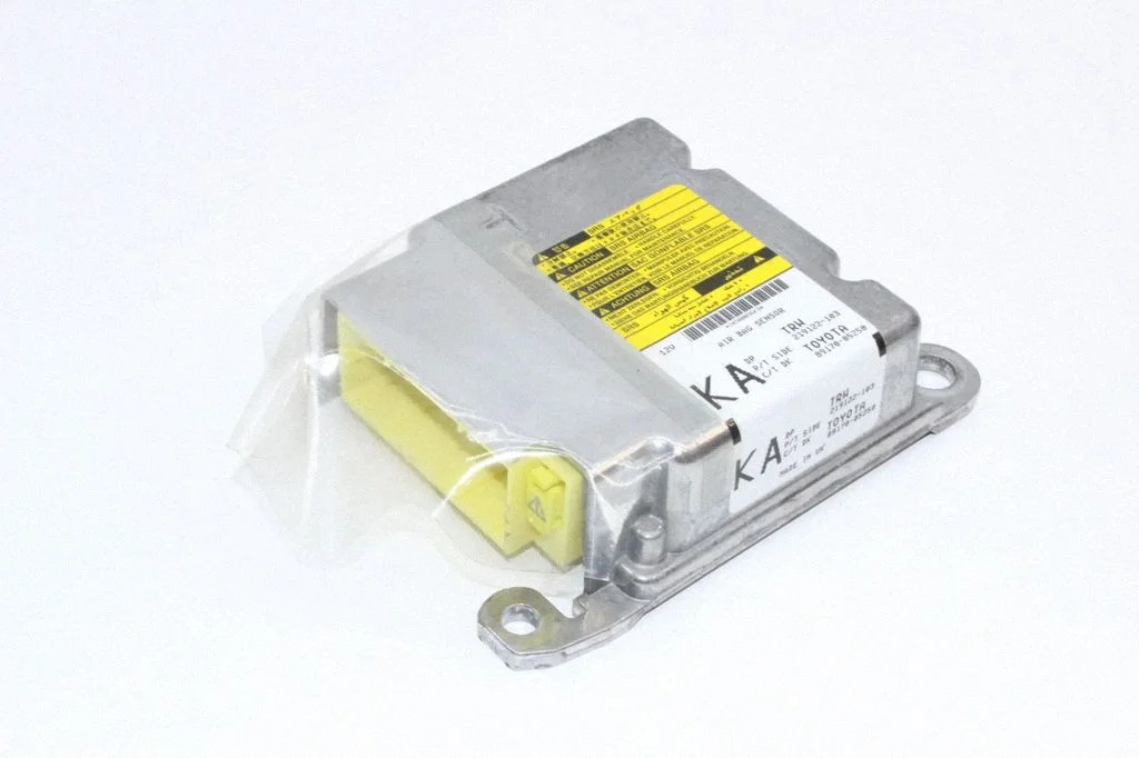 Airbag control unit/module – Toyota Avensis T270 (2009-2012)