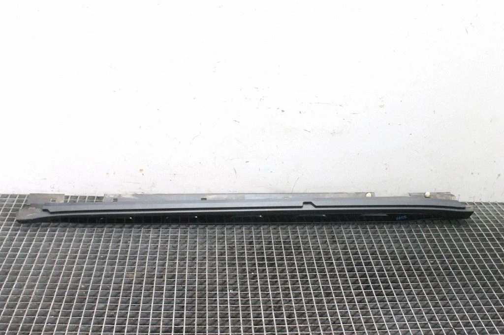 Slieksnis – Mercedes-Benz GLA klase W156 X156 (2013-2019)