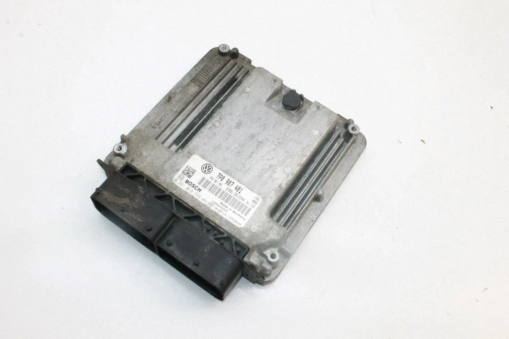 Sterownik silnika 7P0907401
