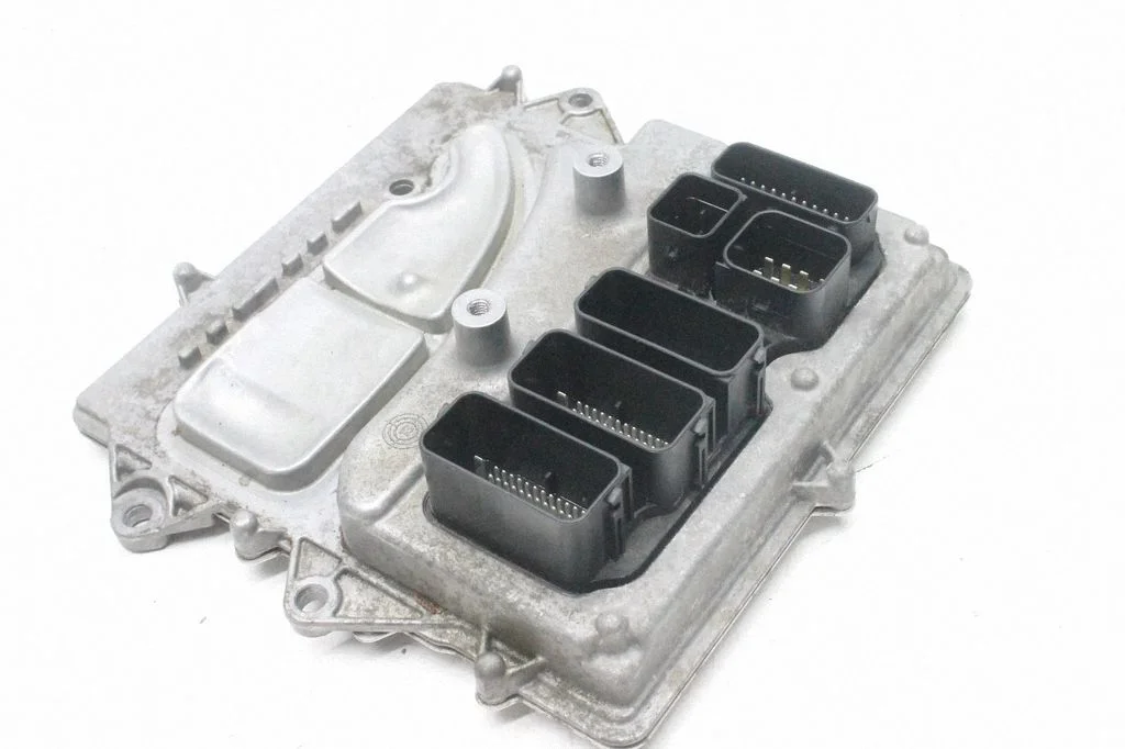 Mootori juhtplokk – BMW Series 4 M4 F82 F83 (2014-2020)