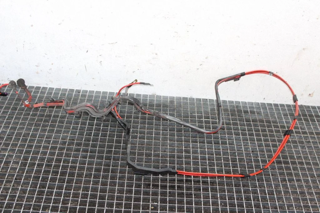 Positive cable (battery) – BMW 1 Series F20 F21 (2011-2019)