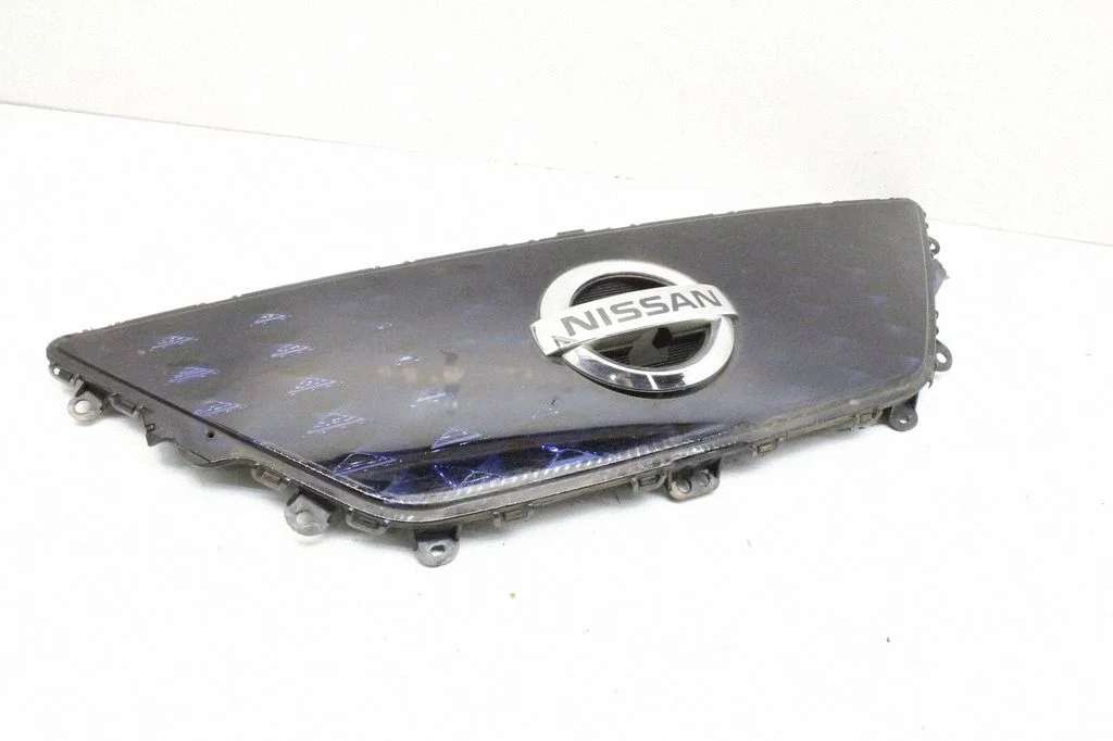 Atrapa przednia (grill) – Nissan Leaf II (ZE1) (2017-2025)