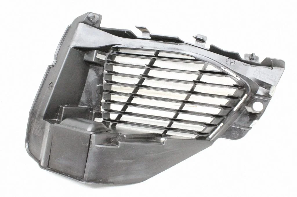 Atrapa przednia (grill) C06760091