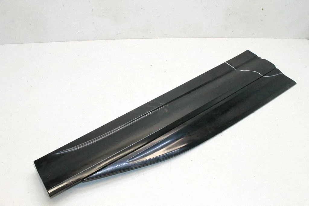 Esiukse liist (mold) 85H853960A – Audi Q6 e-tron (2024-)