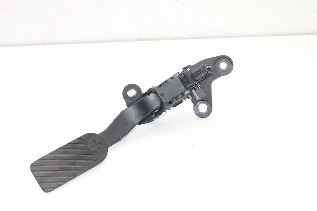 Accelerator throttle pedal – Hyundai Ioniq 5 (2021-)