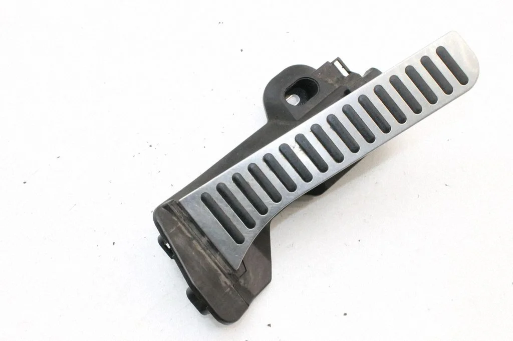 Accelerator throttle pedal – Audi TT TTS Mk2 (2006-2014)