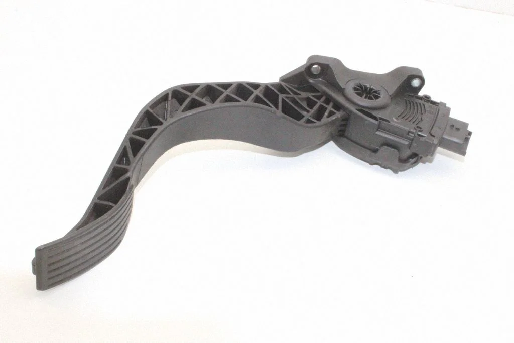 Accelerator throttle pedal – Citroen C4 Grand Picasso (2013-2018)