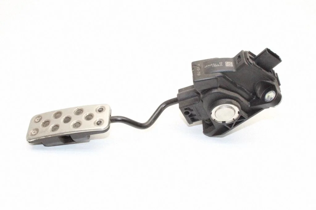 Accelerator throttle pedal – Honda Civic IX (2011-2017)