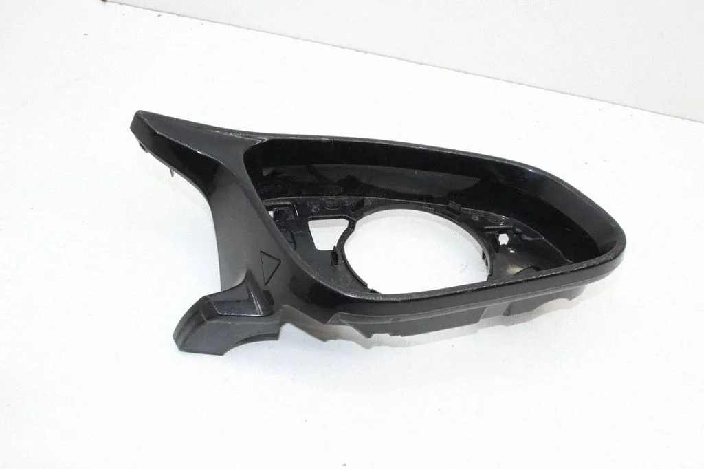 Obudowa lusterka (wersja 2-drzwiowa) – BMW Series 4 M4 F82 F83 (2014-2020)