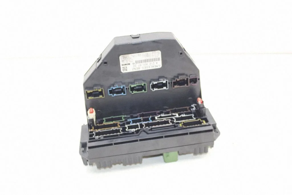 Fuse module – Mercedes-Benz C-Class AMG W204 (2007-2014)