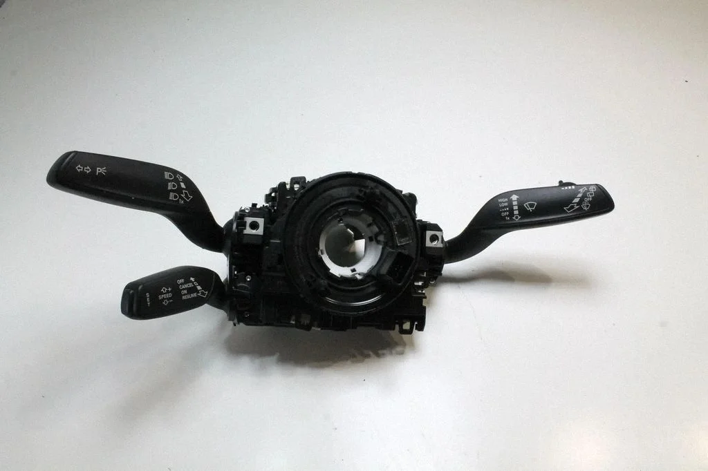 Drošības spilvenu lente (SRS gredzens) – Audi A3 S3 A3 Sportback 8P (2005-2013)