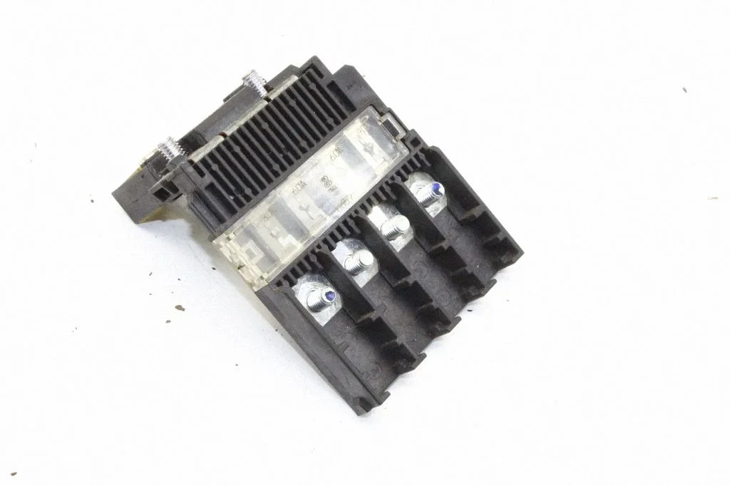 Positive wiring loom – Mitsubishi Eclipse Cross (2018-)